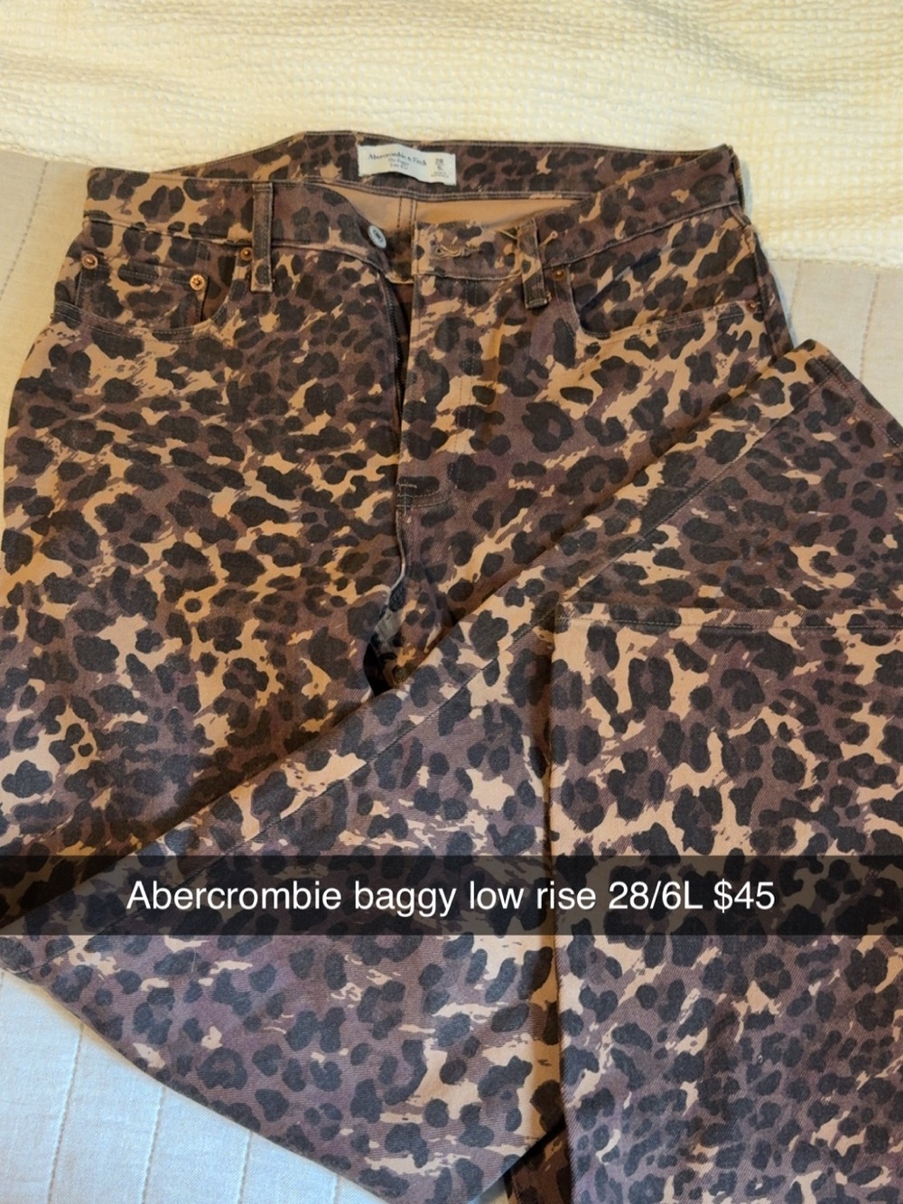 Abercrombie baggy low rise leopard denim — size 28/6L